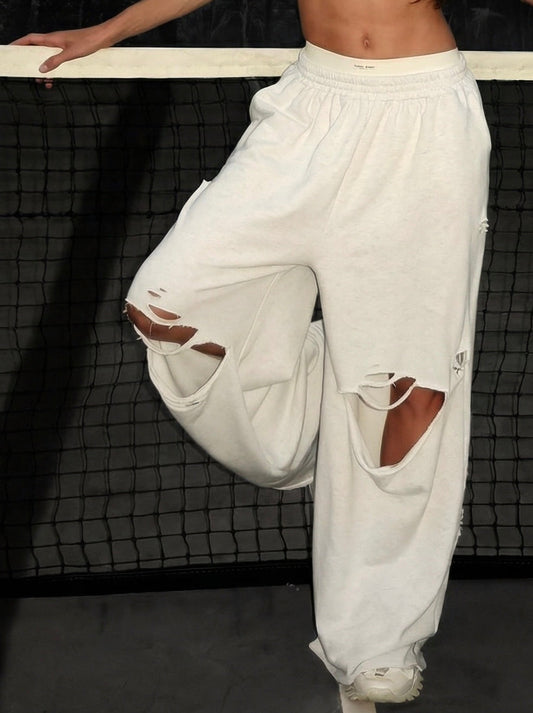 RIPPED PANTS NO ELASTIC BOTTOM