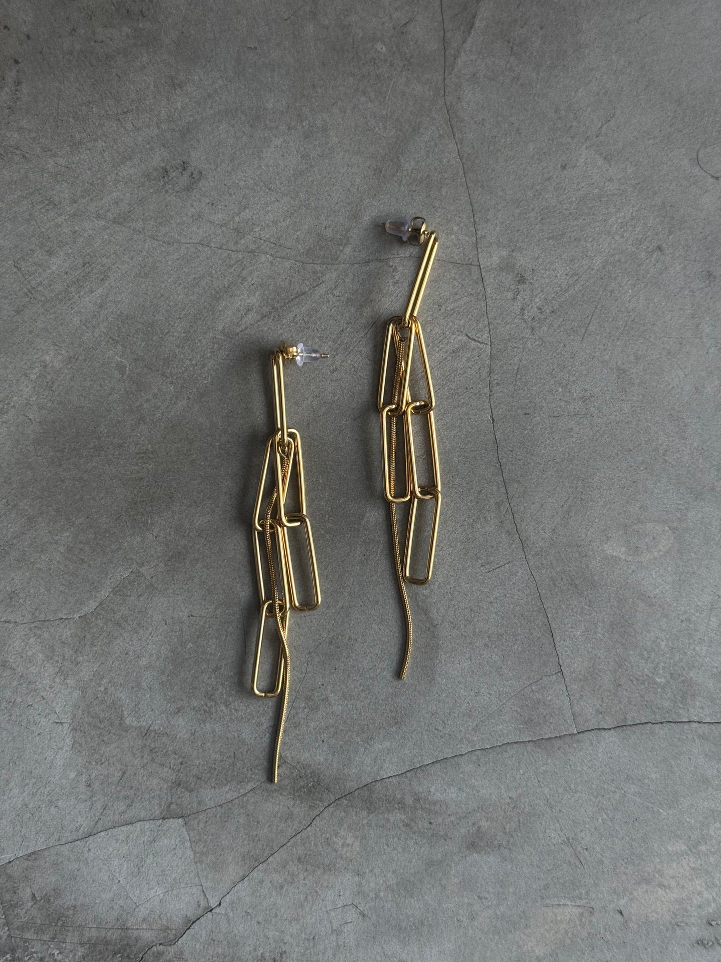 LINK UP GOLD EARRINGS
