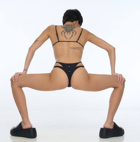 THONG V