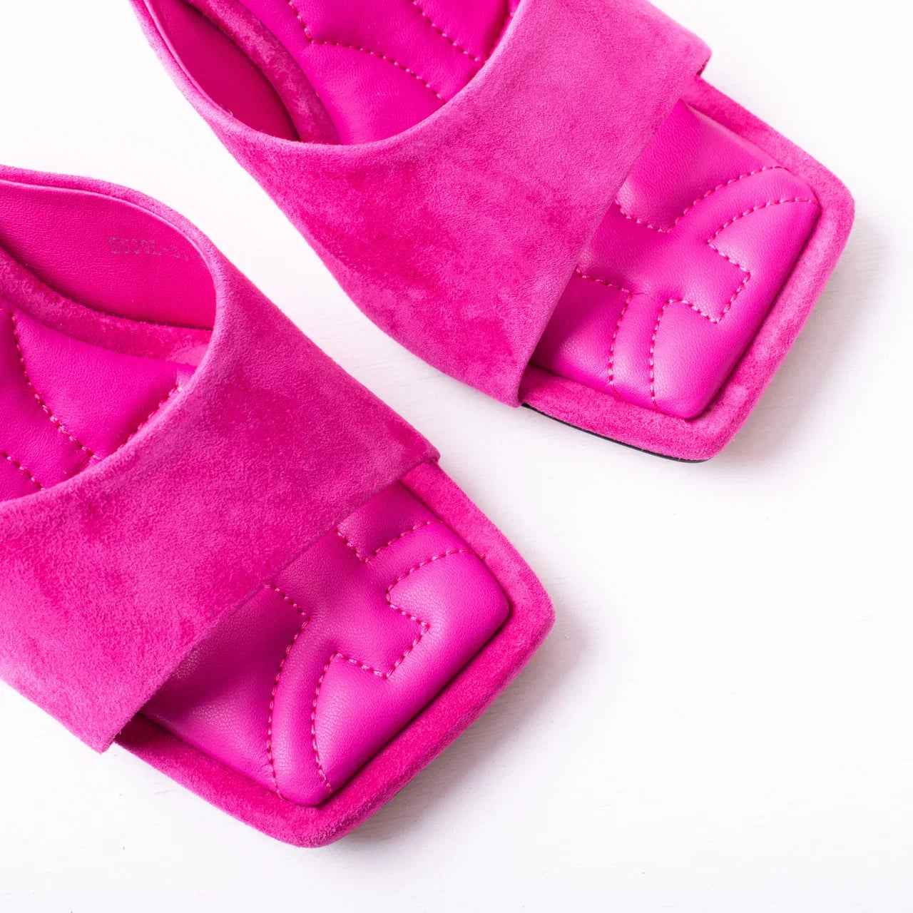 LILY SANDAL