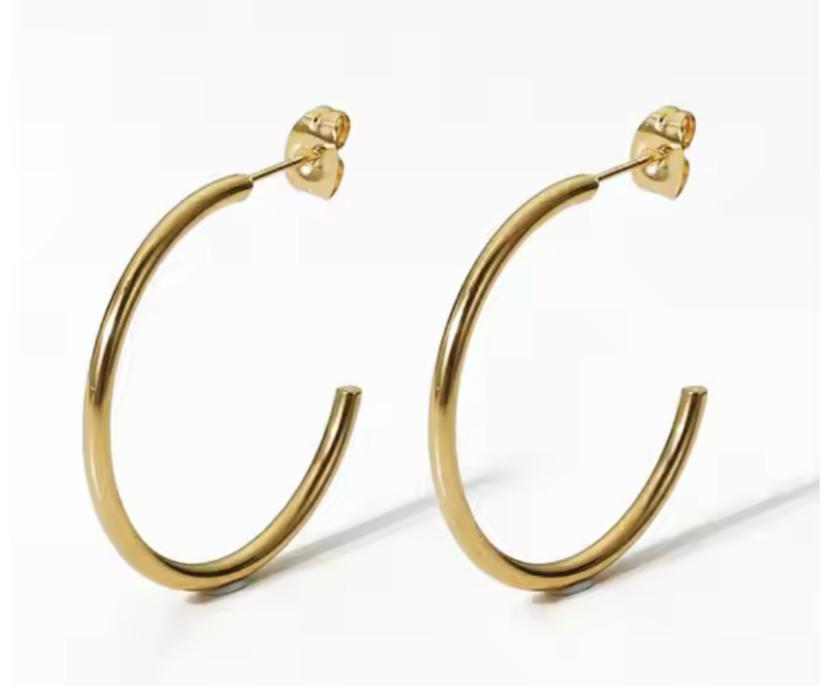 CC EARRINGS
