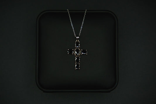CROSS NECKLACE SILVER CHAIN