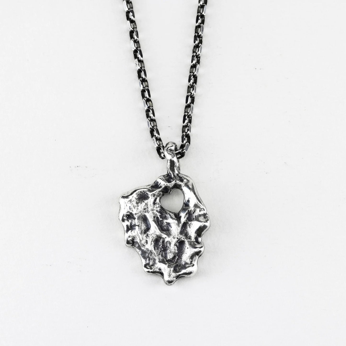 WILD HEARTS NECKLACE