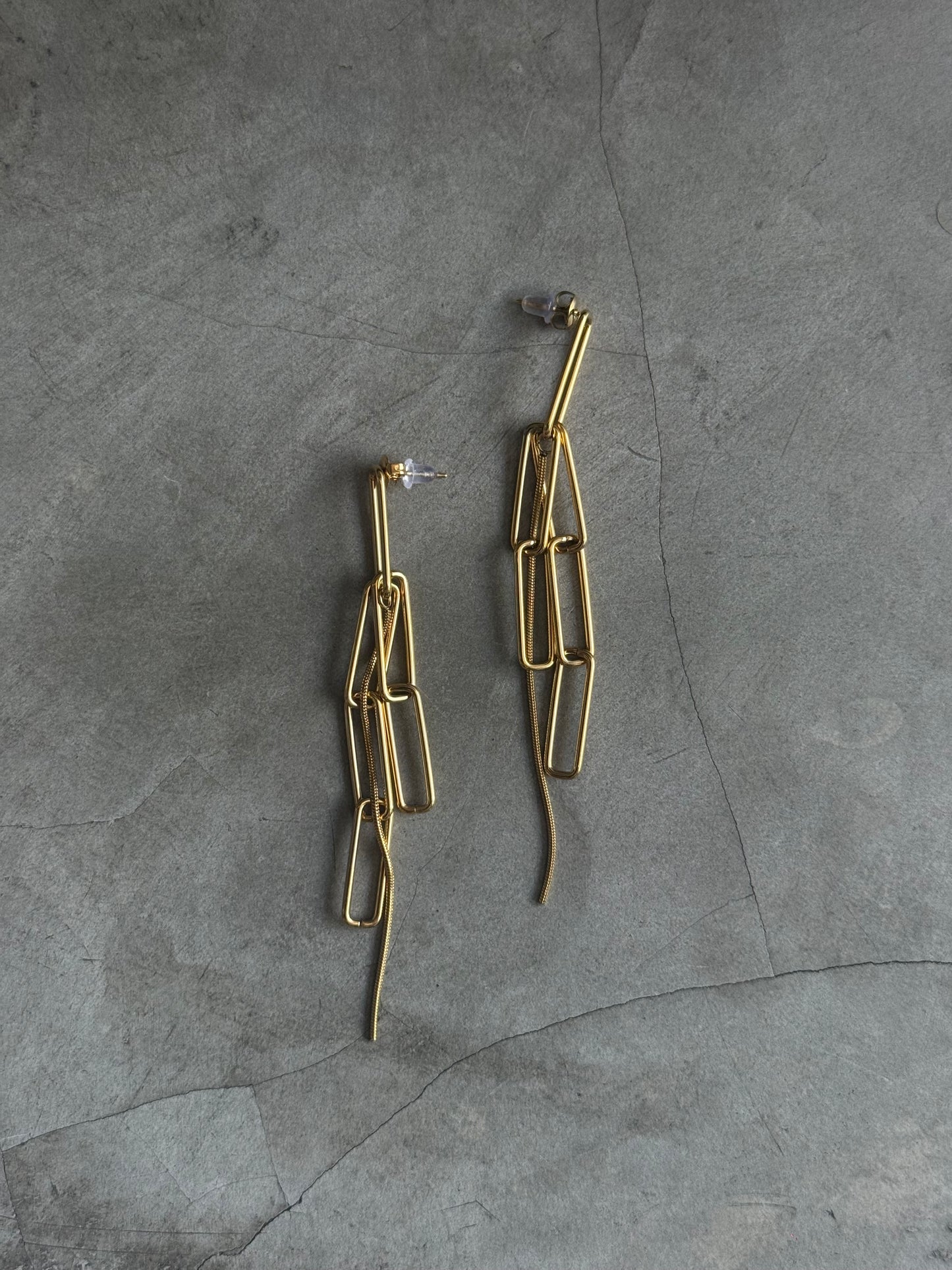 LINK UP GOLD EARRINGS