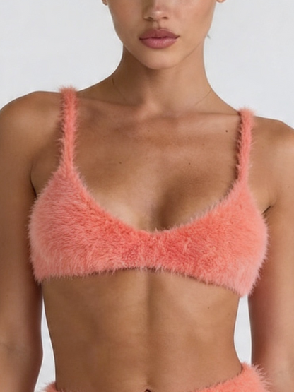 FLUFFY TOP