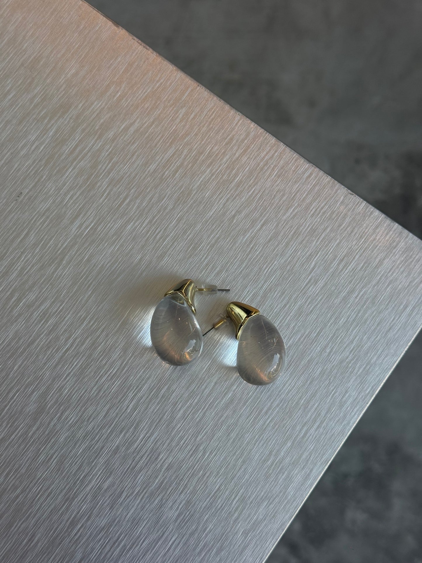 WATER EARRING