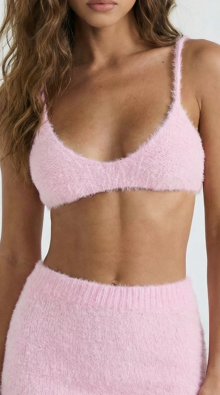 FLUFFY TOP