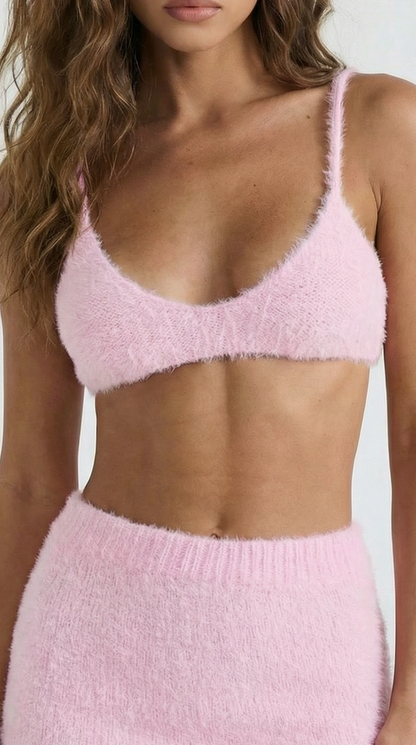 FLUFFY TOP