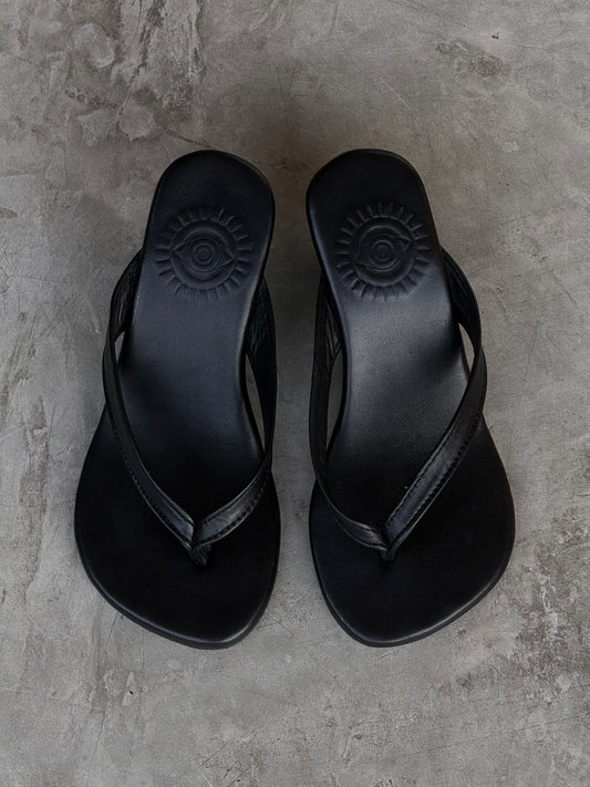 HEELED FLIP FLOPS
