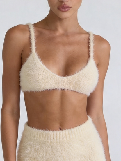 FLUFFY TOP