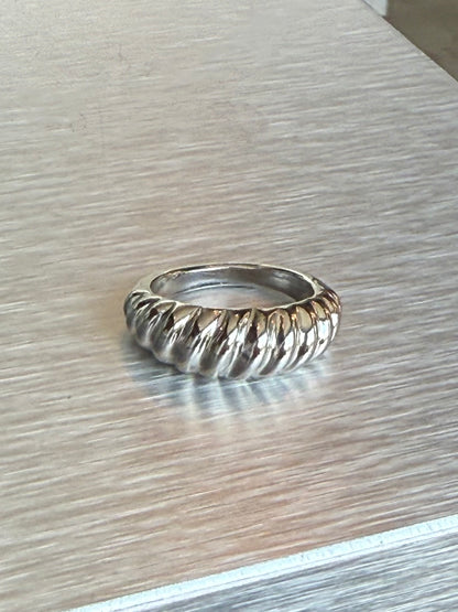 MYRA RING