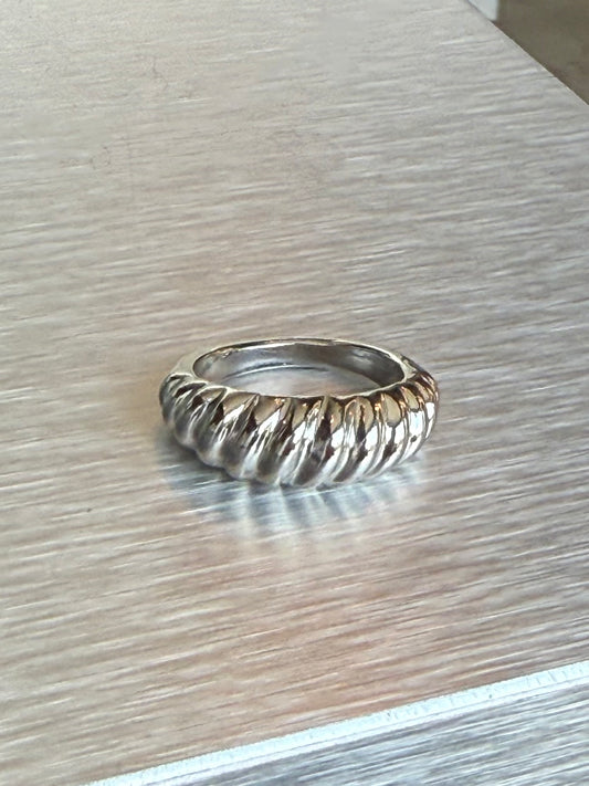 MYRA RING