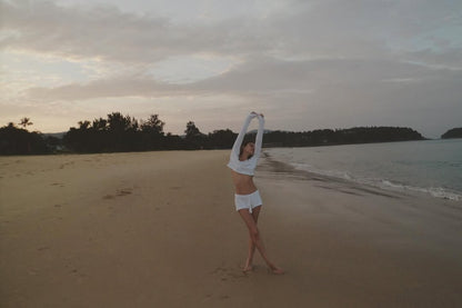 WHITE KNITTED SET