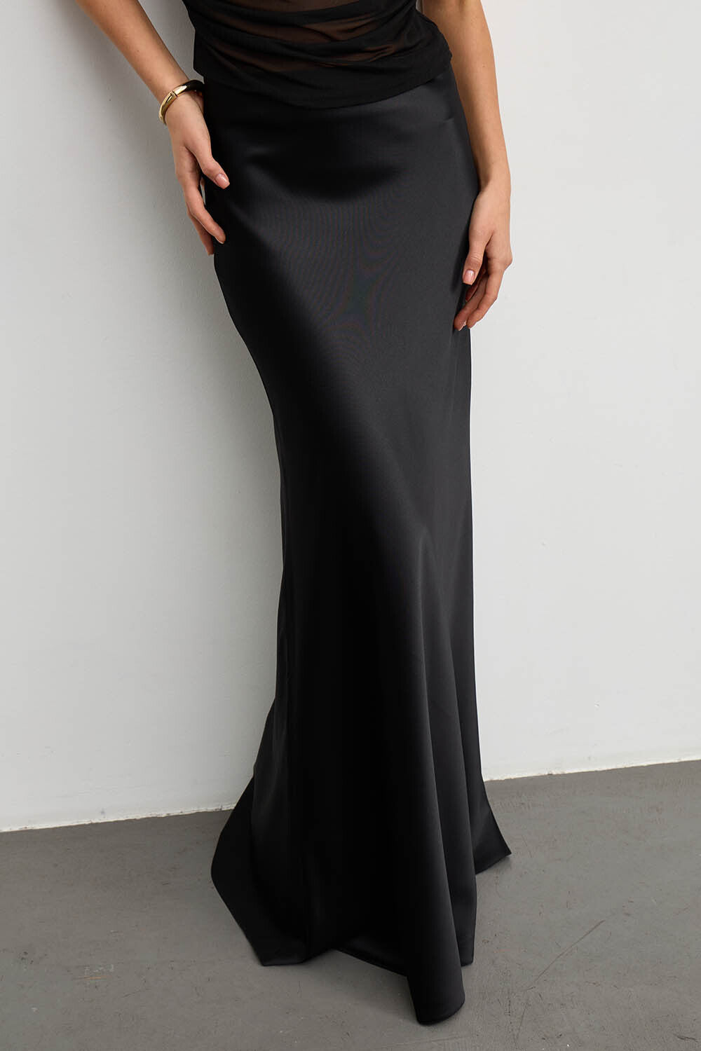 SATIN SKIRT