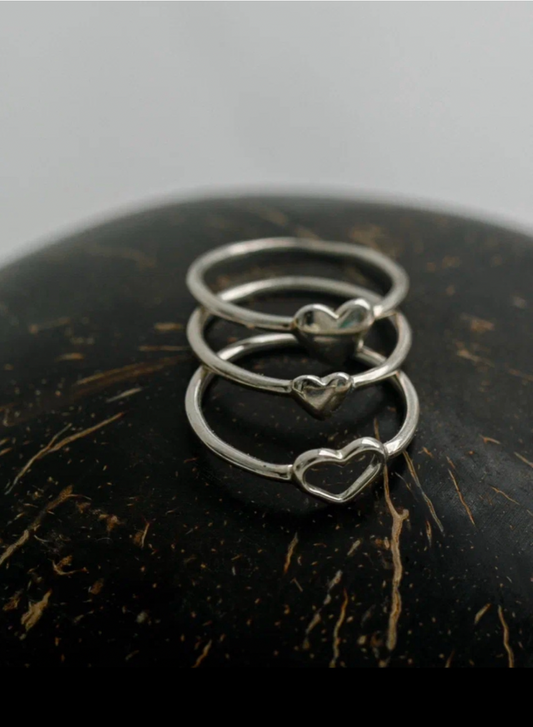 HEART RING