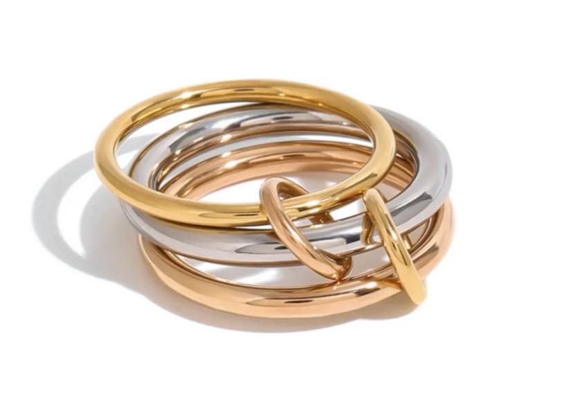 TRIO RING