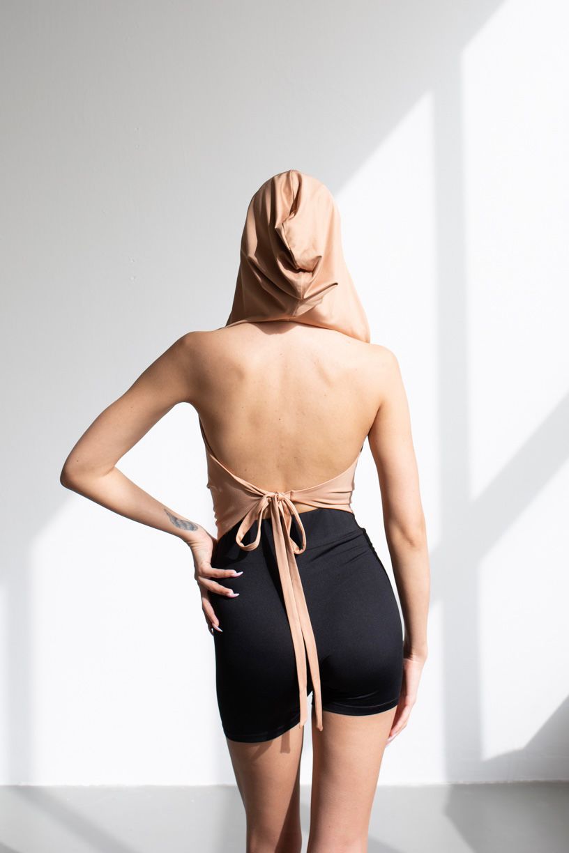 HIDE TOP