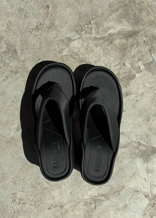 PLATFORM FLIP FLOP