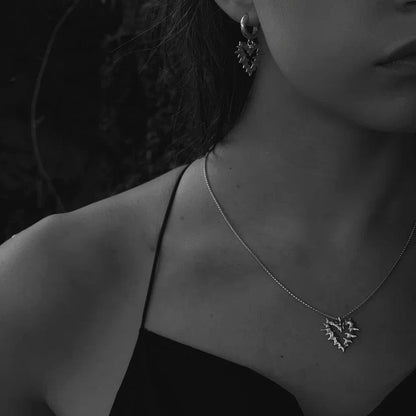 THORNBOUND SMALL NECKLACE