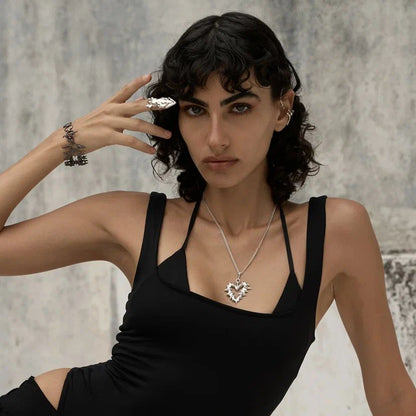 THORNBOUND BIG NECKLACE