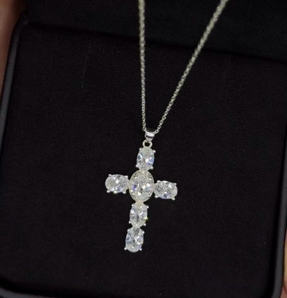 LUMEN CROSS NECKLACE