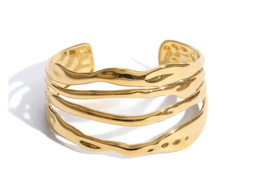 GOLD LAYERS BRACELET