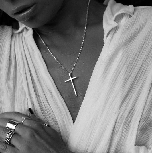 ANIMA CROSS NECKLACE