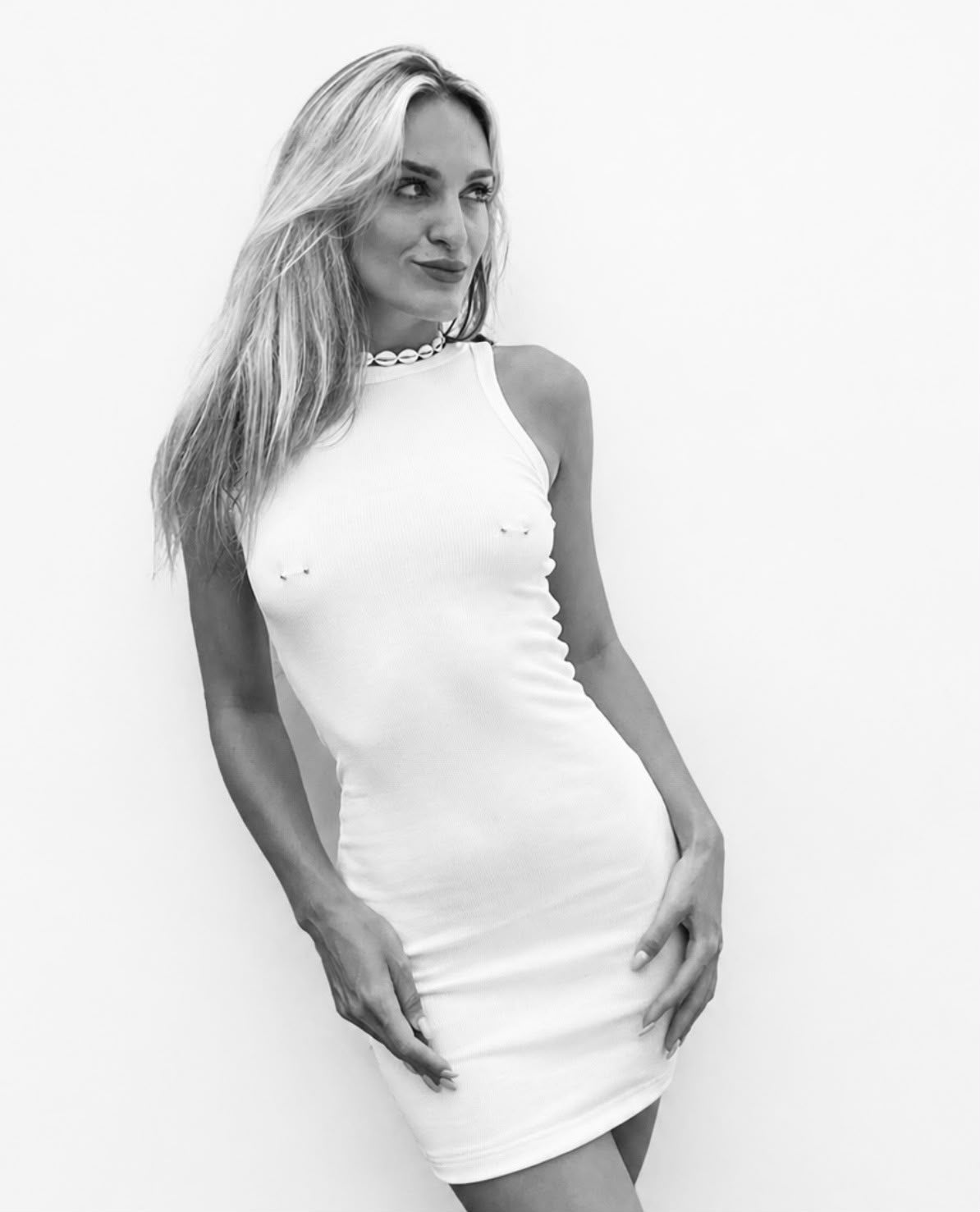 DRESS WITH PIERCING