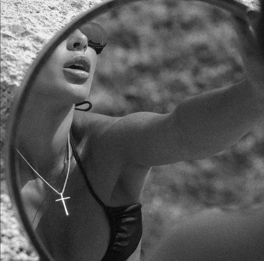 ANIMA CROSS NECKLACE