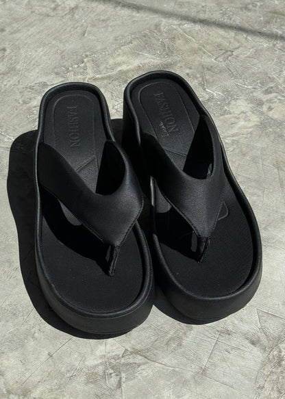 PLATFORM FLIP FLOP