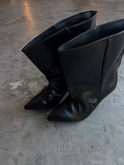 SHORT BOOTS