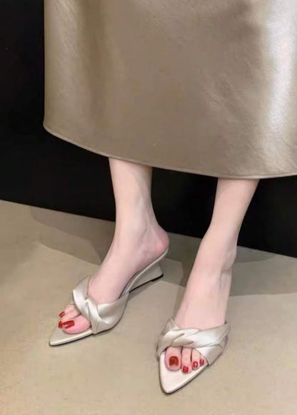 MUTIA SHOES