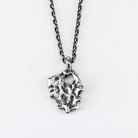 WILD HEARTS NECKLACE